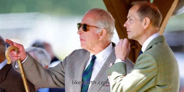 King Charles Left Stunned as Royal Engagement Rocked by Carriage Crash King Charles Left Stunned as Royal Engagement Rocked by Carriage Crash