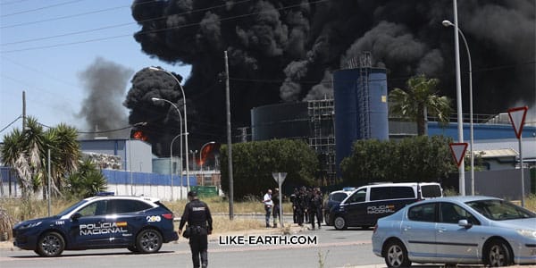 Chemical Plant Explosion Near Seville