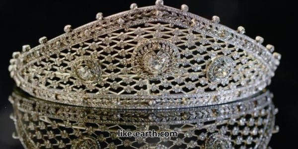 Iconic Royal Jewelry Through