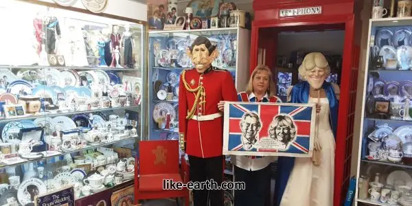 Royal Family Merchandise Collection