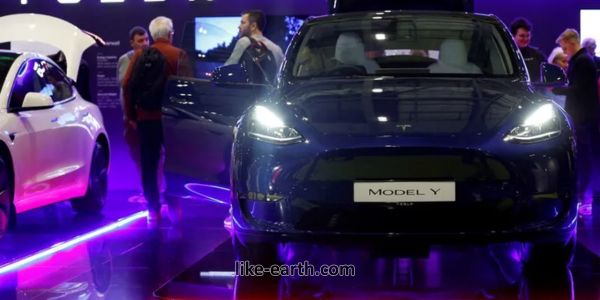 Tesla Launches Cheaper Model Y