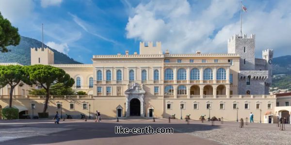 The Rich and Regal History
